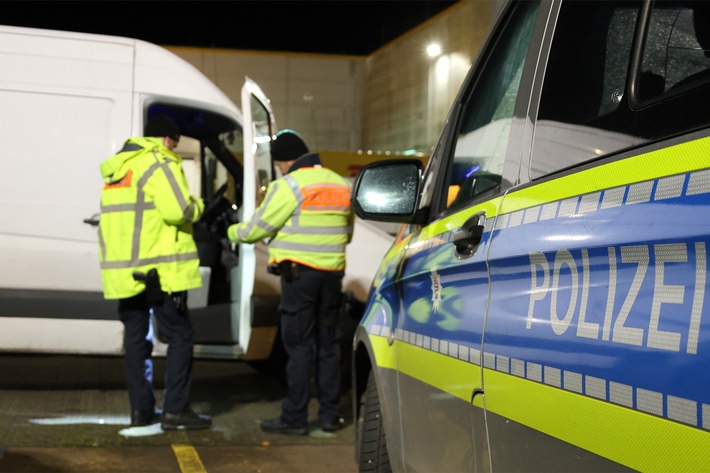 POL-OH: Kleintransporter im Fokus – Polizei und Zoll ahnden zahlreiche Verstöße